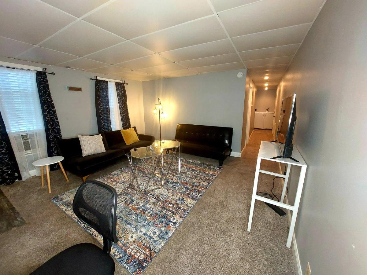 Downtown Peace Apartment Индианаполис Екстериор снимка